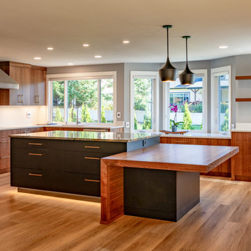 Statement Kitchen with Striking Walnut & Black Design