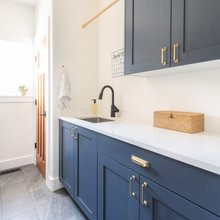 Kitchen & Bathroom