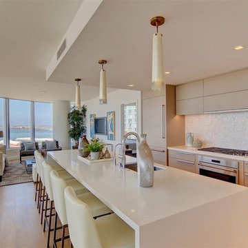 Pacific Gate | Contemporary