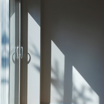 Dining room- light from the patio doors