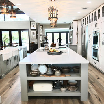 Boynton Beach, FL (Hunters Run Country Club) UltraCraft Custom Kitchen & Bar