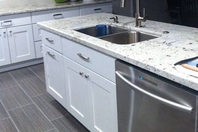 Kitchen - kitchen idea in Phoenix