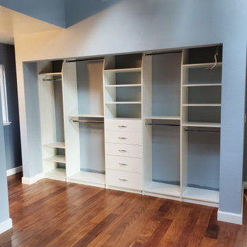 Reach in closet