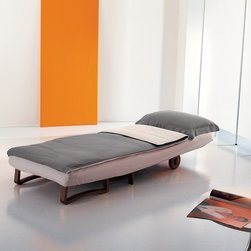 Nuovo Arturo Sleeper Chair by Bonaldo - Sleeper Chairs