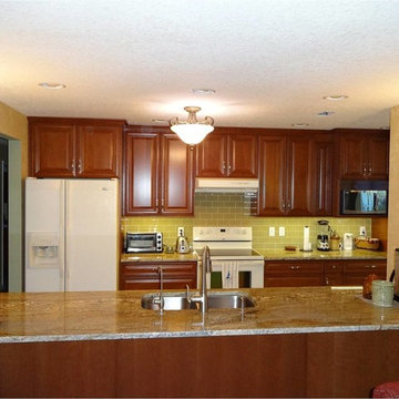 Kitchen Remodel Done in Cherry With Salem Maple Glaze