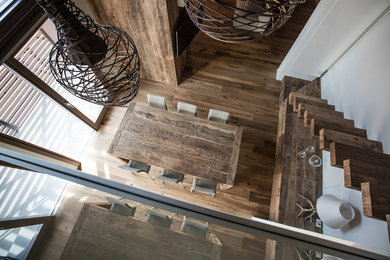 Mountain style staircase photo in Milan