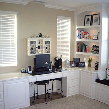 Custom Home Offices & Workstations