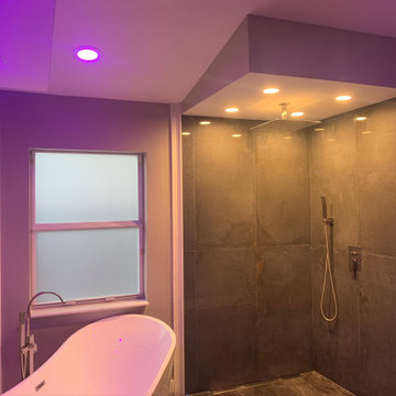 Homestead Gallo's Family Bathroom