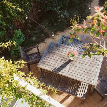 Urban Outdoor Bathhouse Sanctuary