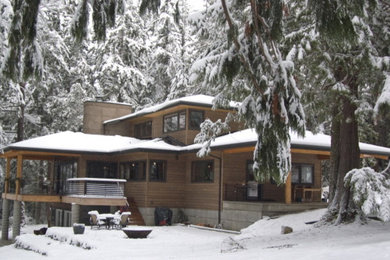 Home design - contemporary home design idea in Portland