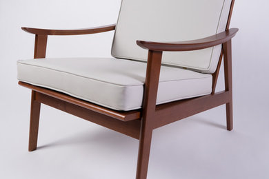 The Engineers Chair – Mid-Century Modern Design in Solid Mahogany