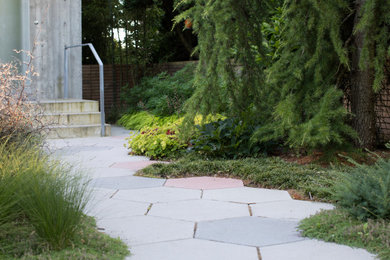Design ideas for a landscaping in Vancouver.
