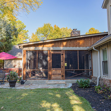 Screened Porch with Outdoor Kitchen