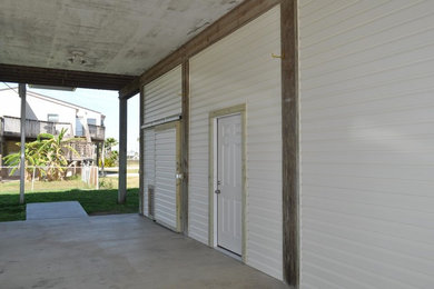 Example of a transitional deck design in Houston