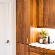 cabinet maker