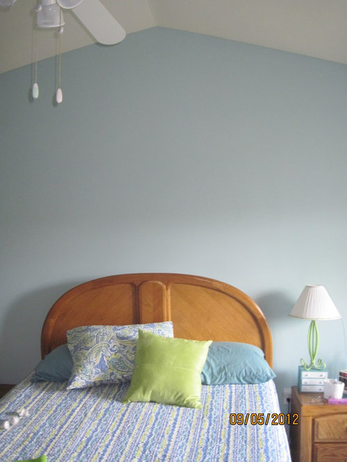 Hanging shelves over bed??