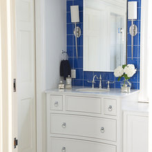 Moms bathroom