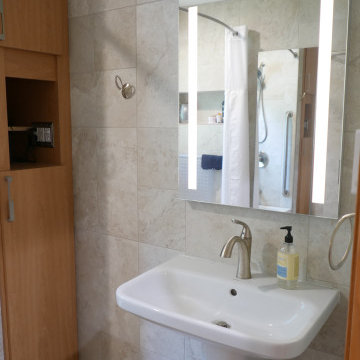 Kenbrook Bathroom/Hallway Renovation