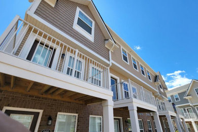 Example of an exterior home design in Detroit