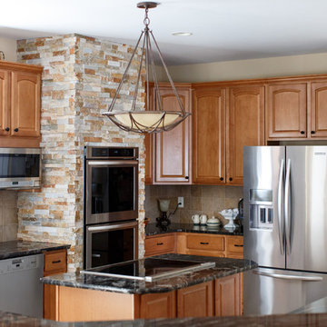 Stone Double Oven Feature