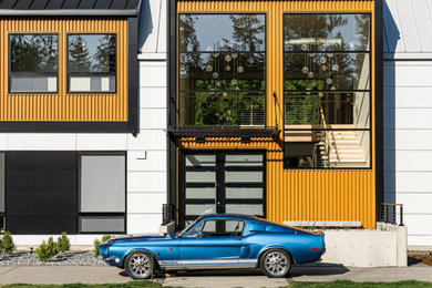 Example of a minimalist home design design in Denver