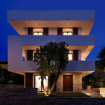 RGR HOUSE