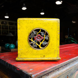 New Finds at the warehouse - Decorative Accents