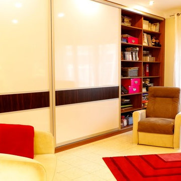 Rangement sur mesure dans salon
