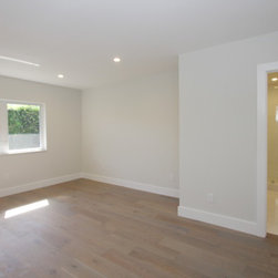 4611 NE 25th Ave - Products