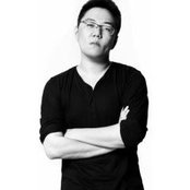 Le Wang's photo