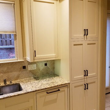 Hoover, AL. Cabinet Refacing/Refinishing/Modifications/New Drawers/etc.