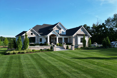 Contemporary exterior home idea in Toronto