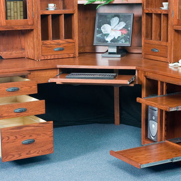 Mission Style Corner Computer Center
