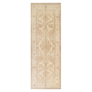 https://st.hzcdn.com/fimgs/c6117b9c0c24f761_2067-w320-h320-b1-p10--traditional-hall-and-stair-runners.jpg