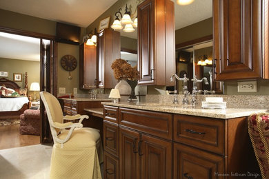 Bathroom - traditional bathroom idea in Minneapolis
