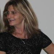Debra Malinovsky's photo