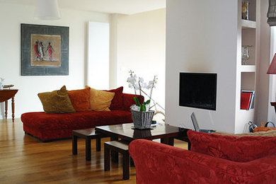 Cette image montre un salon design.