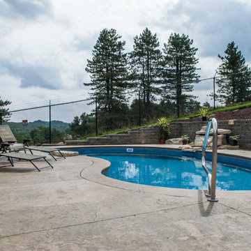 Stoney Kidney by The Pool and Spa Place