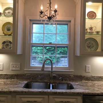 Transitional, French Provincial, Shabby-chic Kitchen