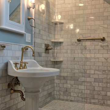 Glamorous transitional third story!