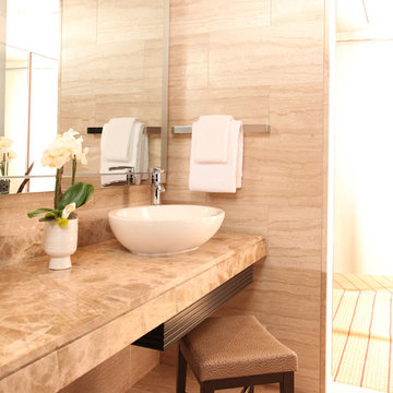 Seachrome Grab Bar in M Resort, Las Vegas