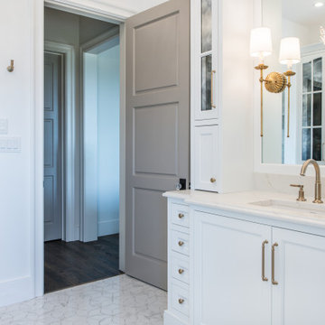 Gilded Lily bathroom