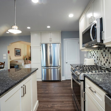 Transitional Kitchen Remodel | White Shaker Cabinets & Mosaic Tile Accents