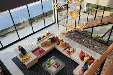Example of a minimalist home design design in Las Vegas