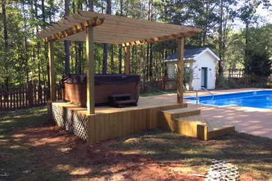 Example of a classic pool design in Atlanta