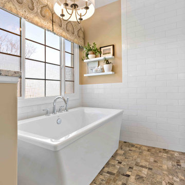 Gainesville Primary Bathroom Receives Traditional Remodel & Shower Room