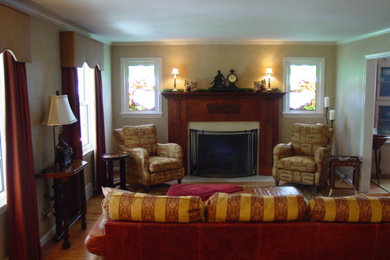 Inspiration for a timeless living room remodel in Philadelphia