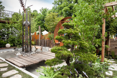 リヨンにあるエクレクティックスタイルのおしゃれな庭の写真