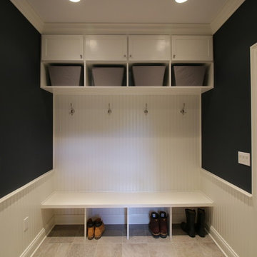 Small Mudroom