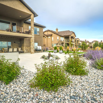 Contemporary Landscape with Basalt Columns Water Feature